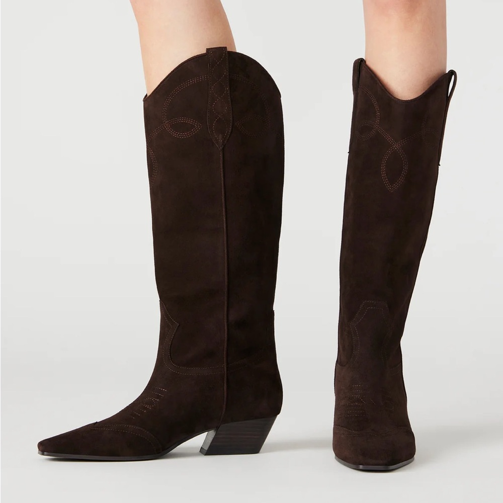 NWT Steve Madden Dollie Suede Boot Size 7